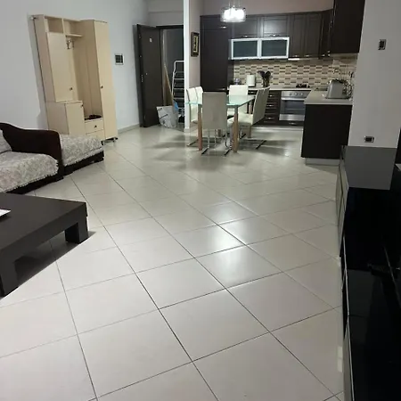 Loft Apartment *